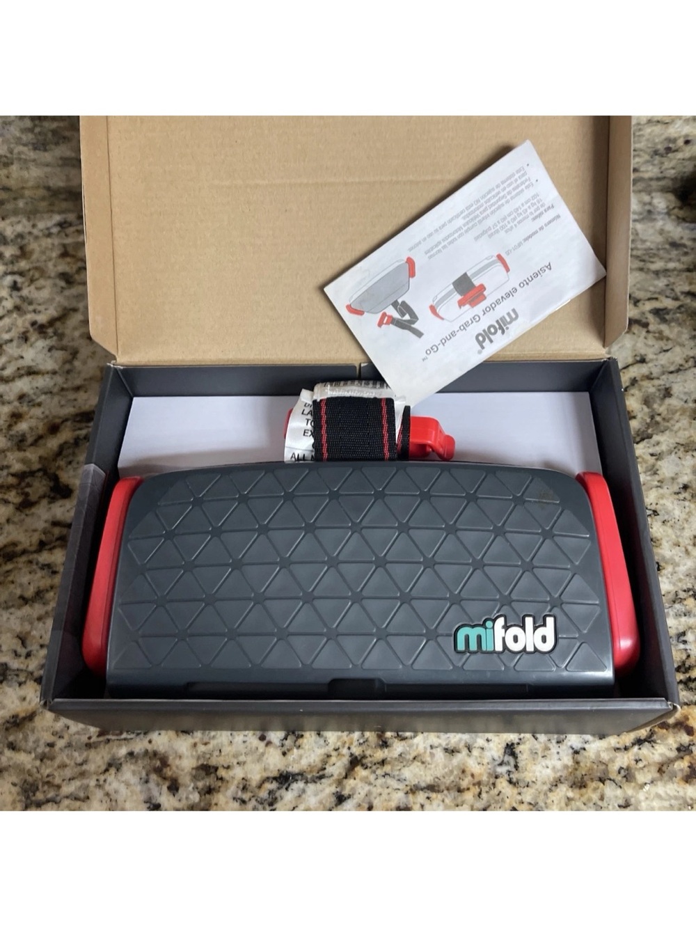 New Mifold Comfort Grab-and-go Car Backless Booster Seat